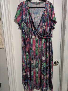 Avenue Plus Sized (US 22/24 W) Multi Colored Modern Print Maxi Dress